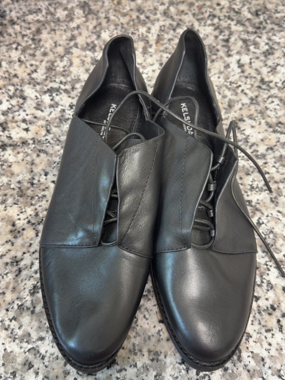 Kelsi Dagger Brooklyn Black Leather Lace Up Oxford Flats Shoes Like New 7.5